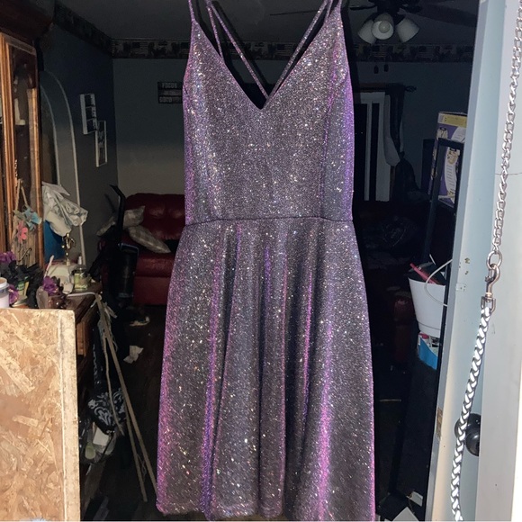 Windsor dress; medium; worn once - Picture 1 of 4